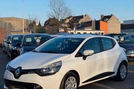 Renault Clio 133.277 km 4.999 &euro; Düren 52349
