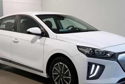 Hyundai IONIQ 9.323 km 18.700 &euro; Hürth bei Köln 50354
