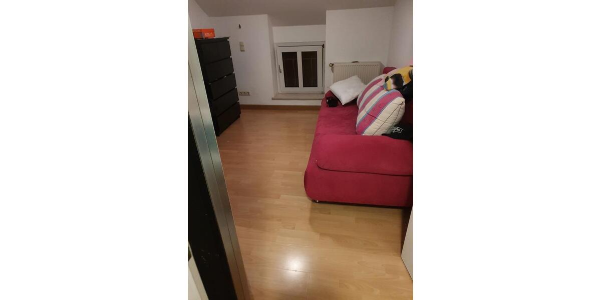 Dachgeschoßwohnung Stolberg (Rhld.) Gressenich - 3 Zimmer, 78 m&sup2;, 585&euro; | Angebot:25926362