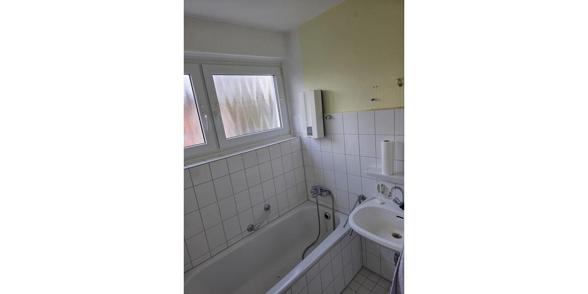 Etagenwohnung Euskirchen - 4 Zimmer, 80 m&sup2;, 1.550&euro; | Angebot:24981051