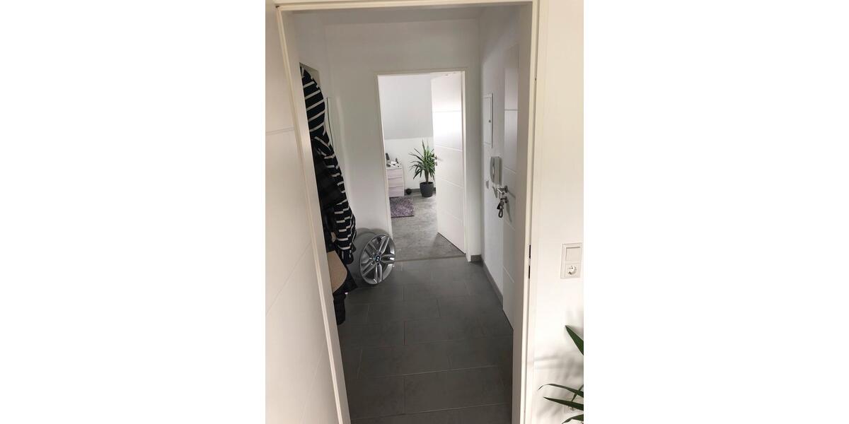 Dachgeschoßwohnung Eschweiler - 2.5 Zimmer, 66 m&sup2;, 830&euro; | Angebot:26592498
