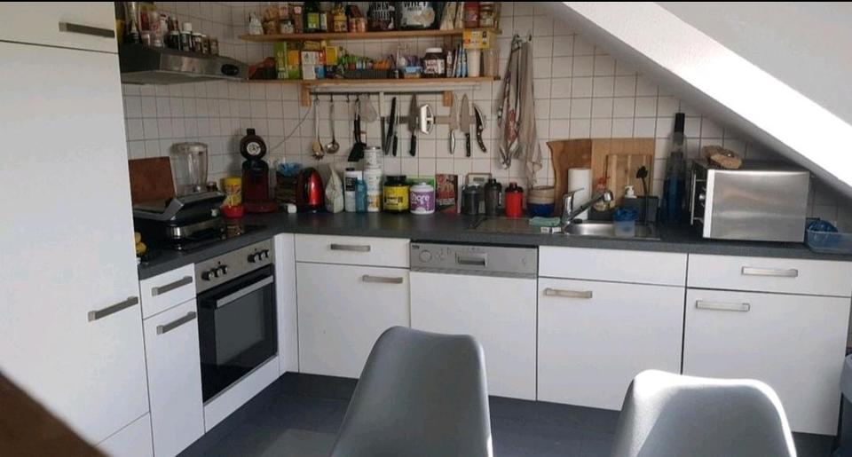 Dachgeschoßwohnung Niederzier - 3 Zimmer, 62 m&sup2;, 910&euro; | Angebot:26552468