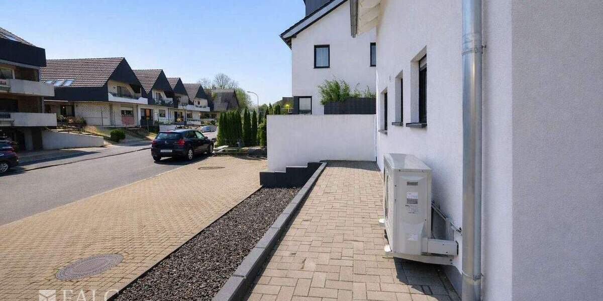 Einfamilienhaus Alsdorf Hoengen - 4 Zimmer, 130 m&sup2;, 499.000&euro; | Angebot:25742781