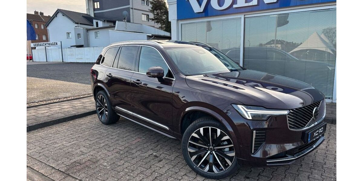 Volvo XC90 26.593 km 61.850 &euro; Düren 52351