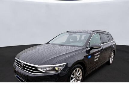 VW Passat Variant 106.586 km 25.170 &euro; Aachen 52078