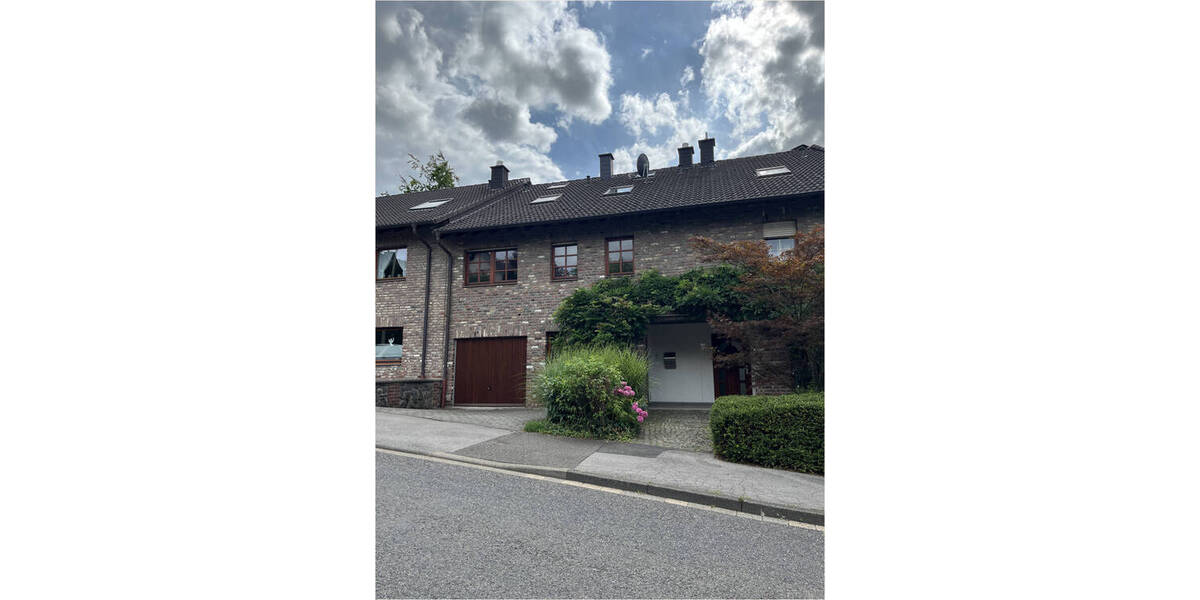 Reihenmittelhaus Stolberg (Rheinland) Büsbach - 5 Zimmer, 238 m&sup2;, 595.000&euro; | Angebot:25677449