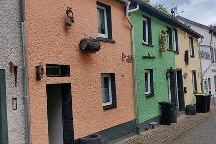 Haus Euskirchen - 2 Zimmer, 35 m&sup2;, 680&euro; | Angebot:24857023