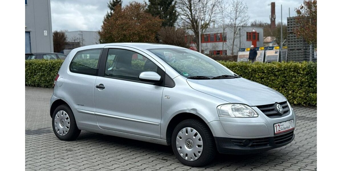 VW Fox 29.351 km 3.990 &euro; Alsdorf 52477