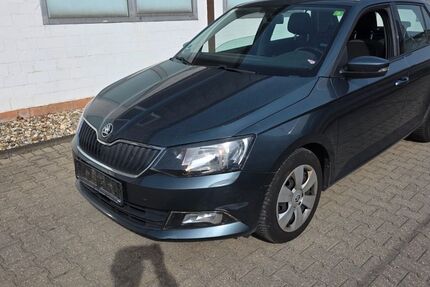 Skoda Fabia 245.000 km 3.490 &euro; Eschweiler 52249