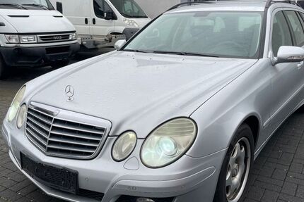 Mercedes-Benz E 220 351.000 km 1.990 &euro; Düren 52351