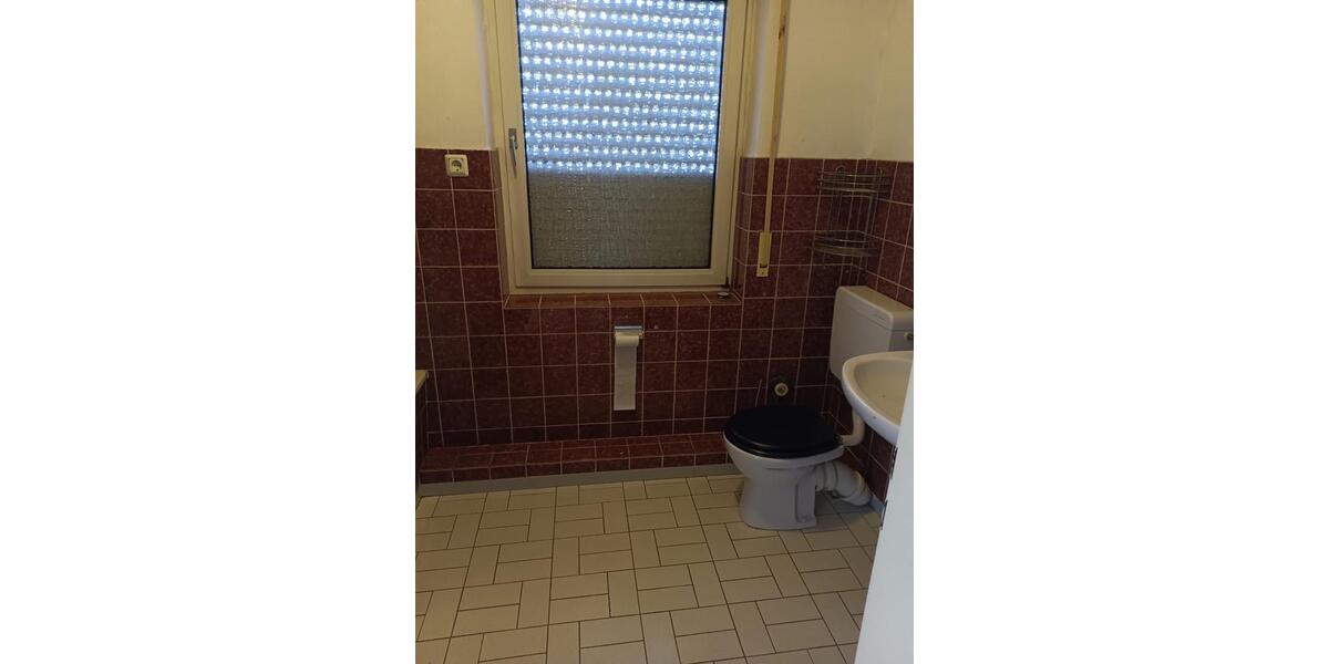 Dachgeschoßwohnung Elsdorf - 1 Zimmer, 37 m&sup2;, 450&euro; | Angebot:26613485