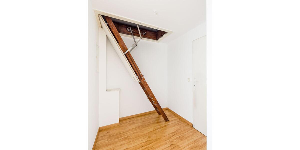 Dachgeschoßwohnung Aachen Aachen-Mitte - 2 Zimmer, 67 m&sup2;, 750&euro; | Angebot:25257699