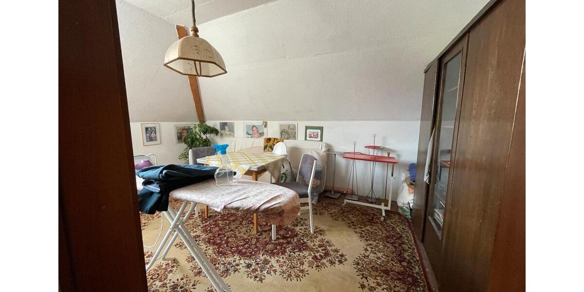 Einfamilienhaus Hürth - 3 Zimmer, 107 m&sup2;, 225.000&euro; | Angebot:25638716