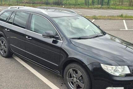 Skoda Superb 189.000 km 8.999 &euro; Mechernich 53894