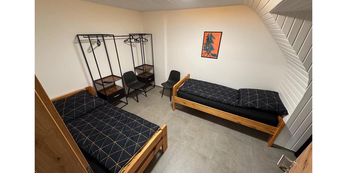 Dachgeschoßwohnung Eschweiler - 2 Zimmer, 45 m&sup2;, 1.300&euro; | Angebot:25173090