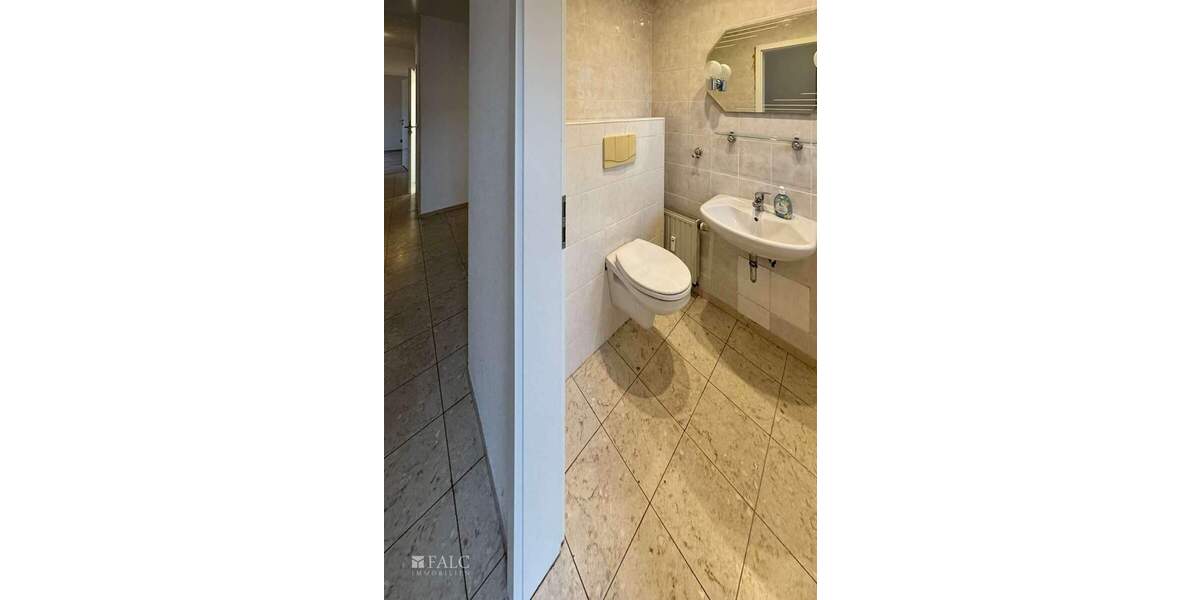 Etagenwohnung Bergheim Glessen - 7 Zimmer, 214 m&sup2;, 469.000&euro; | Angebot:25696518