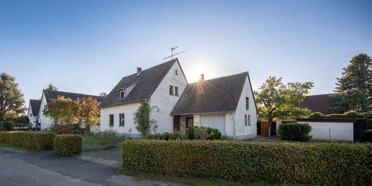 Einfamilienhaus Euskirchen / Kleinbüllesheim Kleinbüllesheim - 6 Zimmer, 120 m&sup2;, 328.300&euro; | Angebot:27707733