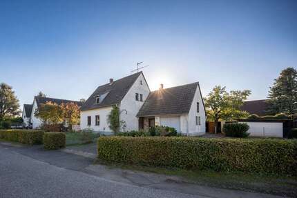 Haus Euskirchen / Kleinbüllesheim Kleinbüllesheim - 6 Zimmer, 120 m&sup2;, 328.300&euro; | Angebot:27707733
