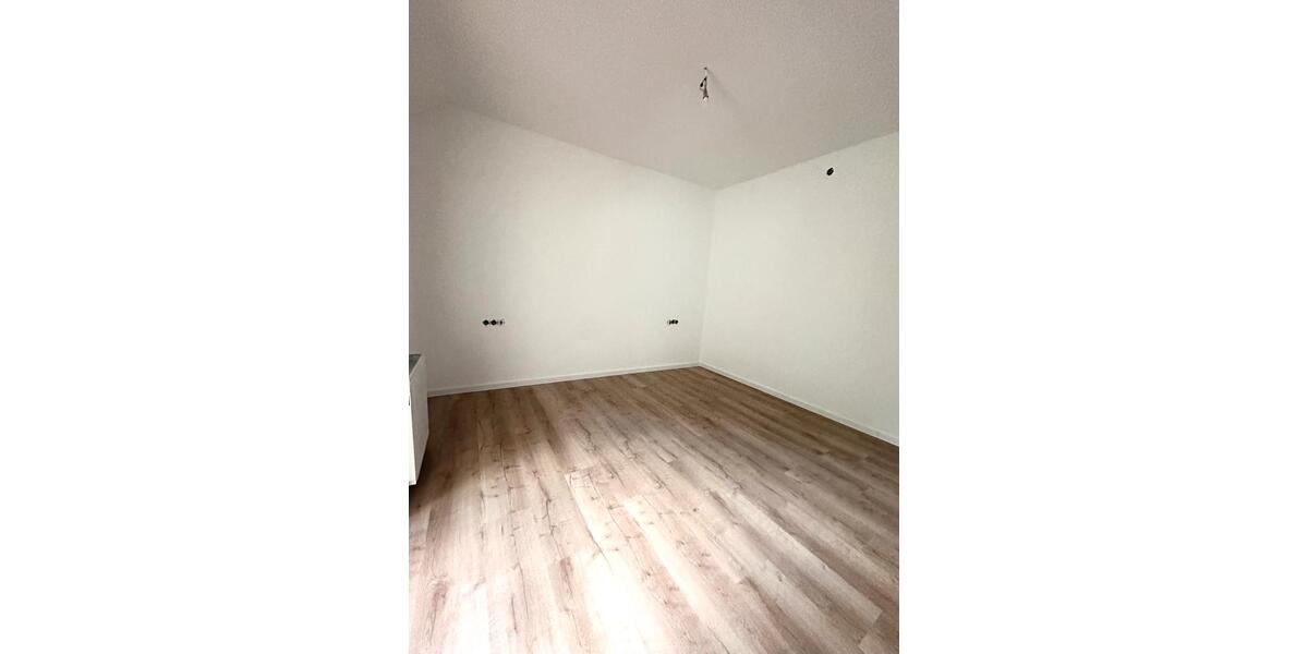Dachgeschoßwohnung Eschweiler - 3 Zimmer, 55 m&sup2;, 660&euro; | Angebot:26635316
