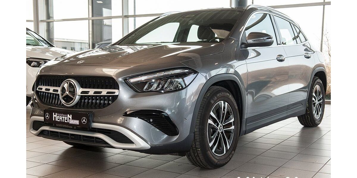 Mercedes-Benz GLA 200 17.749 km 34.900 &euro; Mechernich 53894
