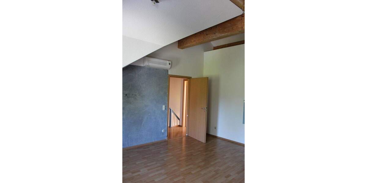 Reihenmittelhaus Eschweiler Röhe - 7 Zimmer, 178 m&sup2;, 338.000&euro; | Angebot:25782125