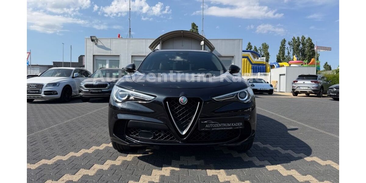 Alfa Romeo Stelvio 99.000 km 39.900 &euro; Eschweiler 52249