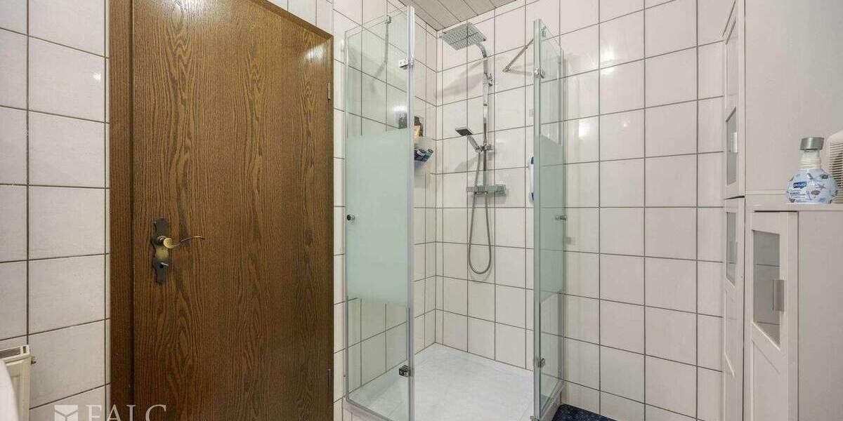 Doppelhaushälfte Bergheim Fliesteden - 6 Zimmer, 160 m&sup2;, 439.000&euro; | Angebot:25696533