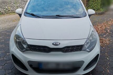 Kia Rio 146.000 km 3.500 &euro; Stolberg 52223
