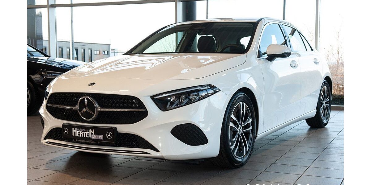 Mercedes-Benz A 200 6.926 km 32.900 &euro; Mechernich 53894