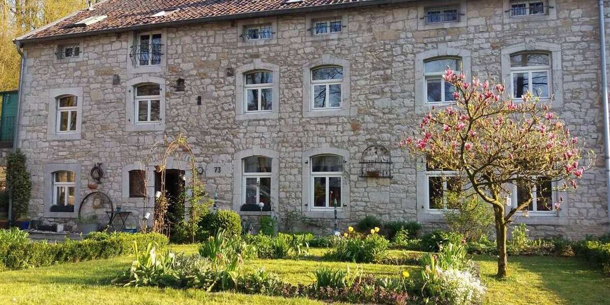 Einfamilienhaus Aachen / Hahn Hahn - 8 Zimmer, 328 m&sup2;, 890.000&euro; | Angebot:24619934