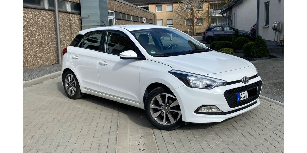 Hyundai i20 51.500 km 11.200 &euro; Eschweiler 52249