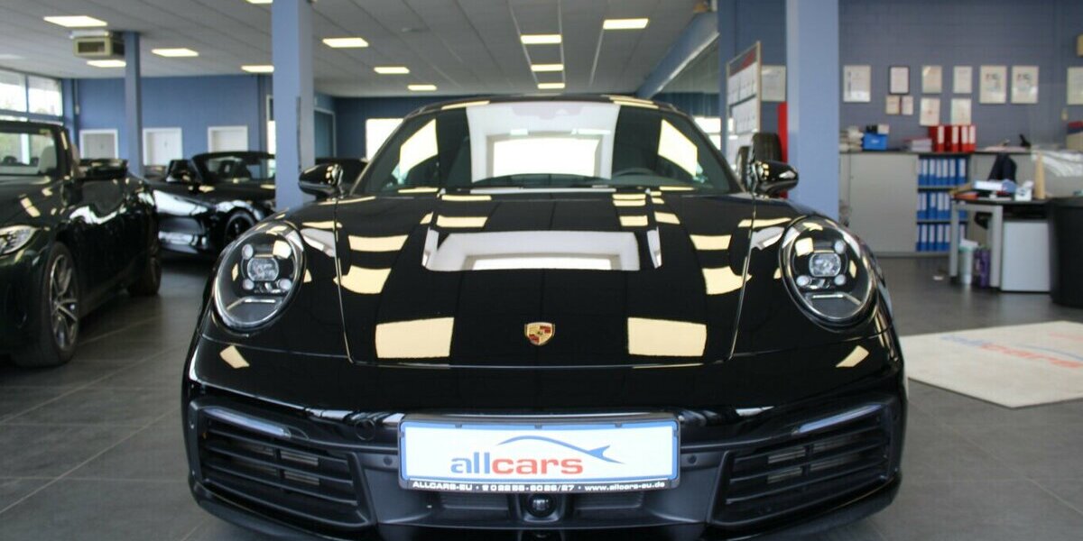 Porsche 911 Carrera S PDLS - Schiebedach - Bose 37.795 km 107.911 &euro; Euskirchen 53881