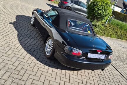 Mazda MX-5 176.000 km 9.500 &euro; Jülich 52428