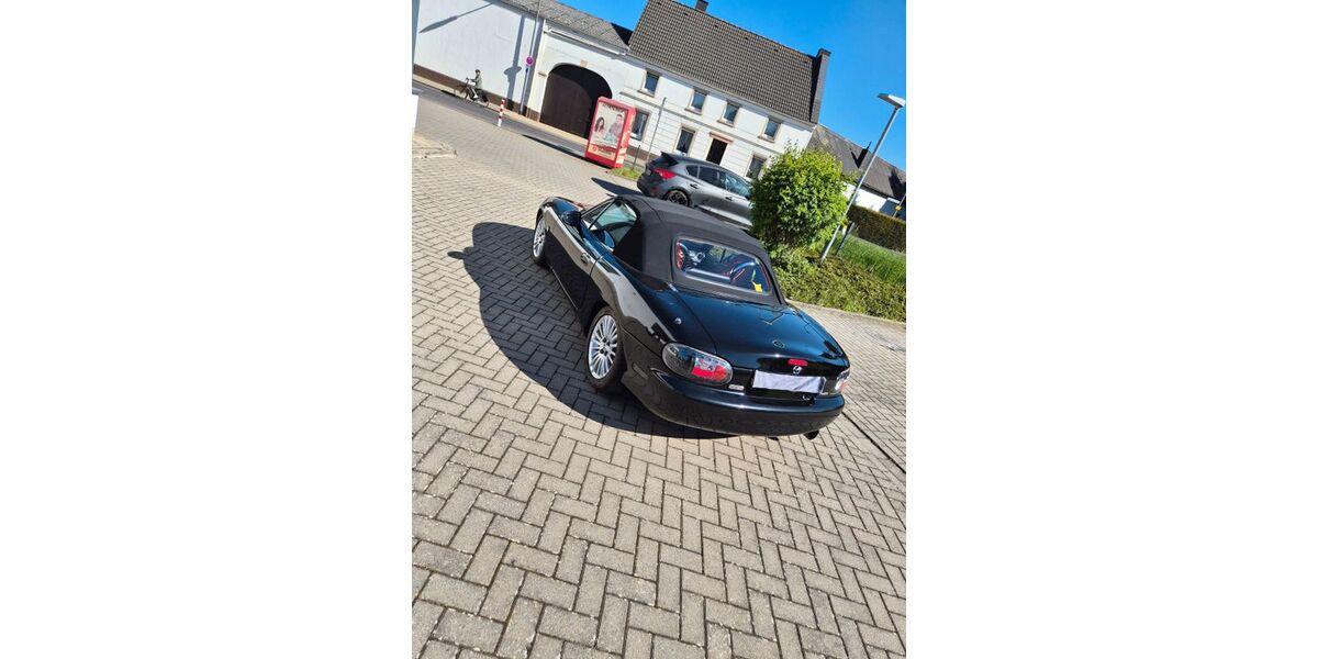 Mazda MX-5 176.000 km 9.500 &euro; Jülich 52428