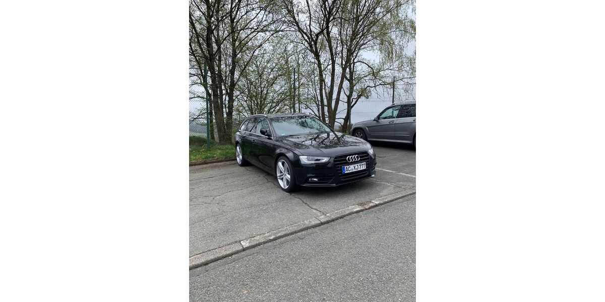 Audi A4 220.000 km 7.900 &euro; Aachen 52080