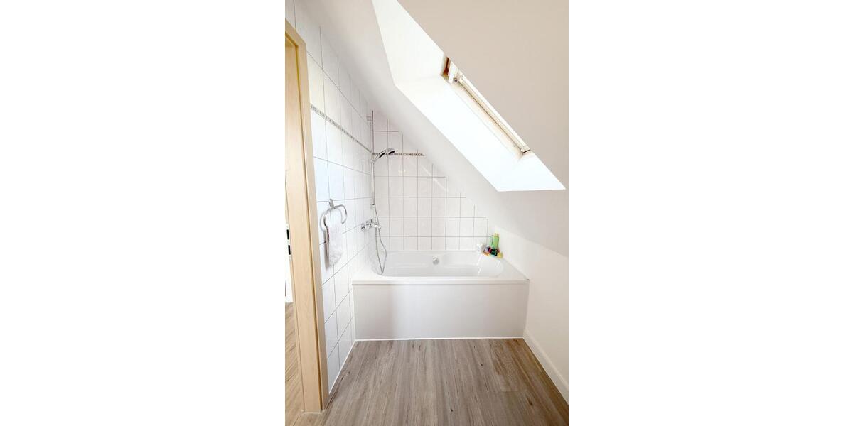 Einfamilienhaus Frechen - 5 Zimmer, 154 m&sup2;, 2.495&euro; | Angebot:26060513
