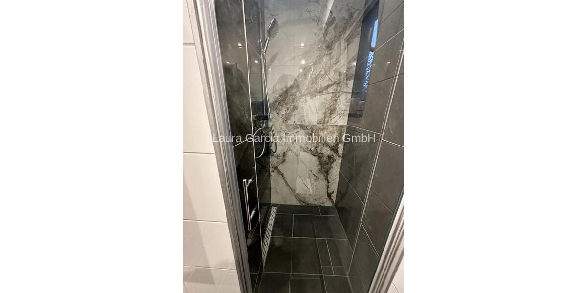 Etagenwohnung Aachen Aachen-Mitte - 3 Zimmer, 85 m&sup2;, 1.600&euro; | Angebot:25870109