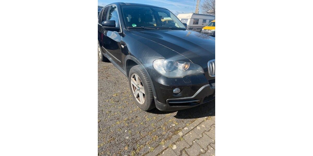 BMW X5 216.000 km 4.890 &euro; Baesweiler 52499