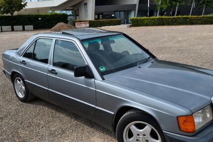 Mercedes-Benz 190 321.000 km 4.200 &euro; Aachen 52062