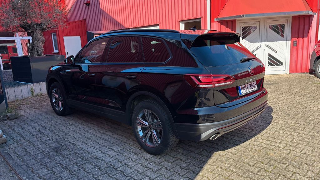 VW Touareg 100.000 km 37.500 &euro; Kreuzau 52372