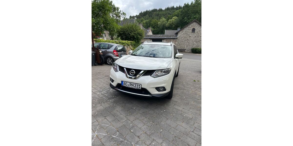 Nissan X-Trail 107.000 km 16.999 &euro; Stolberg 52224