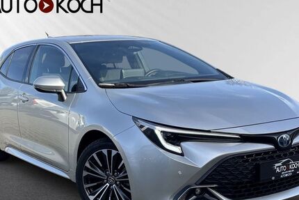Toyota Corolla 23.472 km 26.489 &euro; Jülich 52428