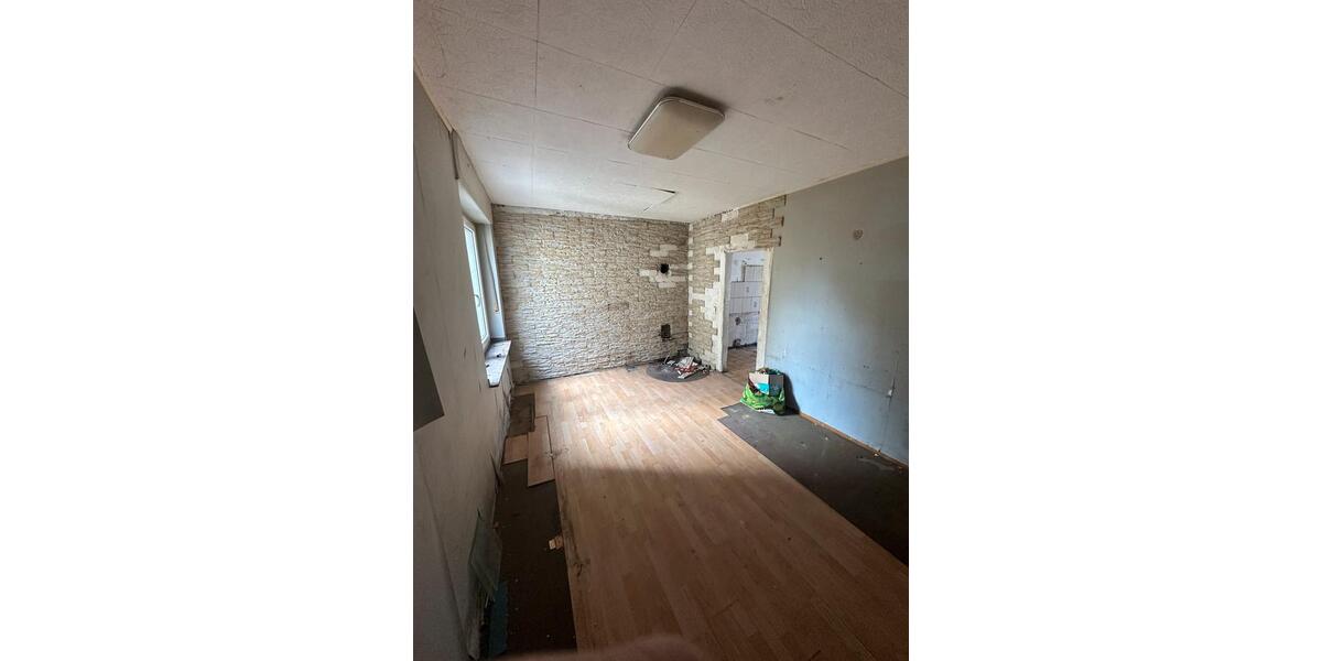 Einfamilienhaus Eschweiler - 4 Zimmer, 100 m&sup2;, 170.000&euro; | Angebot:26006288