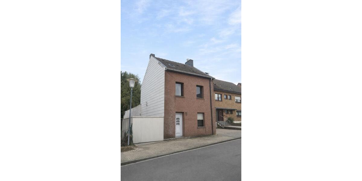 Einfamilienhaus Eschweiler - 4 Zimmer, 100 m&sup2;, 170.000&euro; | Angebot:26006288