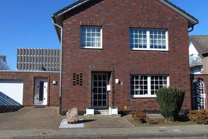 Haus Bedburg Kaster - 8 Zimmer, 170 m&sup2;, 429.000&euro; | Angebot:25877340