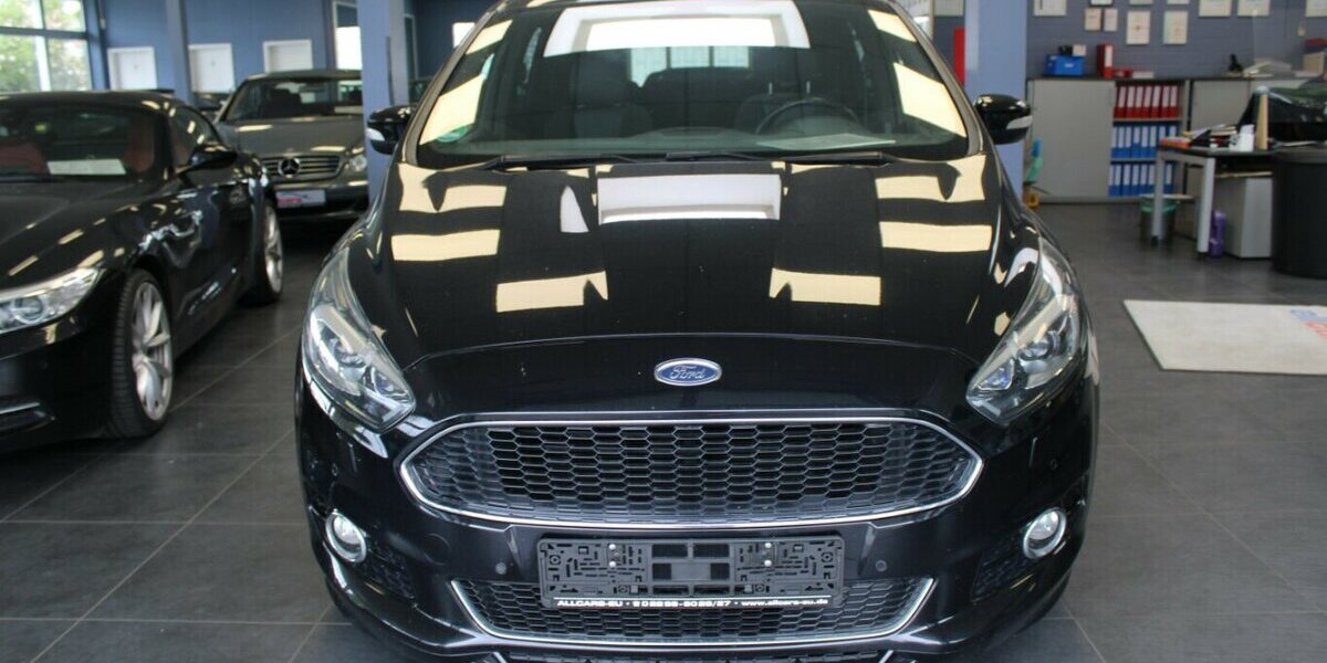 Ford S-Max 2.0 TDCI Aut. Allrad ST-Line 85.183 km 18.980 &euro; Euskirchen 53881