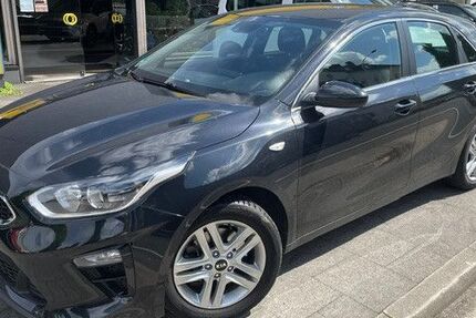 Kia ceed / Ceed 42.838 km 15.450 &euro; Brühl 50321