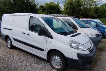Toyota Proace (Verso) 215.000 km 4.995 &euro; Aachen 52070