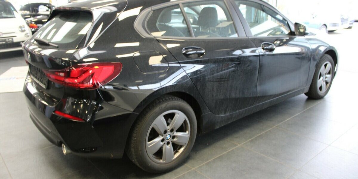 BMW 118d Advantage - LED - Panorama - 73.875 km 19.980 &euro; Euskirchen 53881