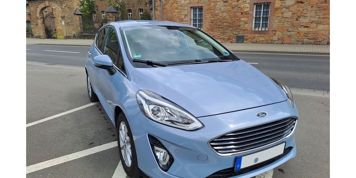 Ford Fiesta 31.037 km 11.750 &euro; Hürtgenwald 52393
